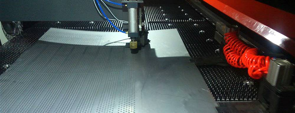 pabrik custom metal perforated